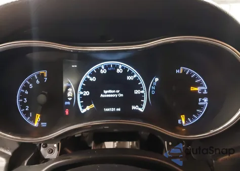 2020 Jeep Grand Cherokee Altitude 4X4 z USA, uszkodzony, nr VIN 1C4RJFAG0LC144959